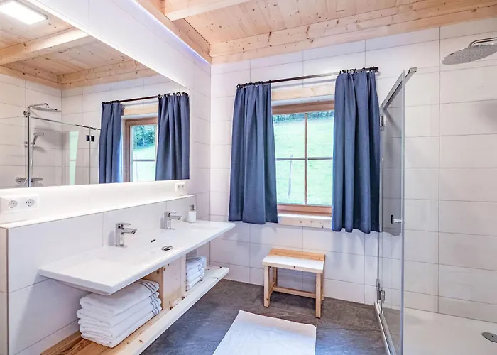 Glockner-2 By Interhome בקתה